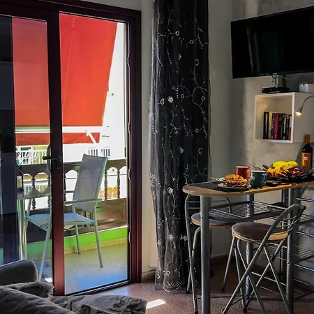 Mesa Apartment *